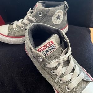 Boys converse size 1